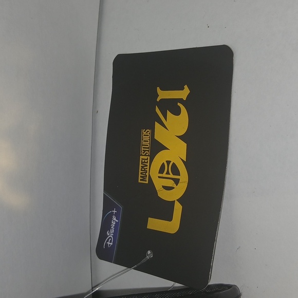 Disney Loungefly Black Loki Marvel Dtudios Wallet NWT - Picture 2 of 7